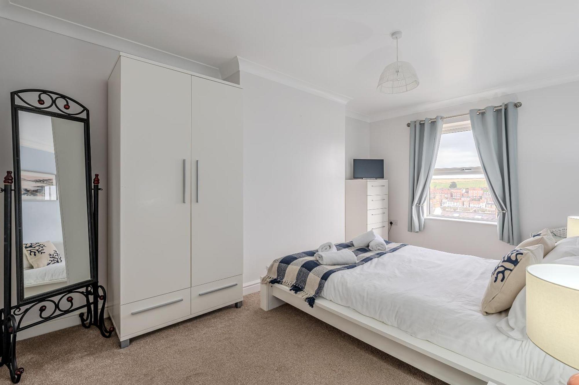 Rosemill - Large Pet Friendly Home With Off Road Parking Уитби Экстерьер фото