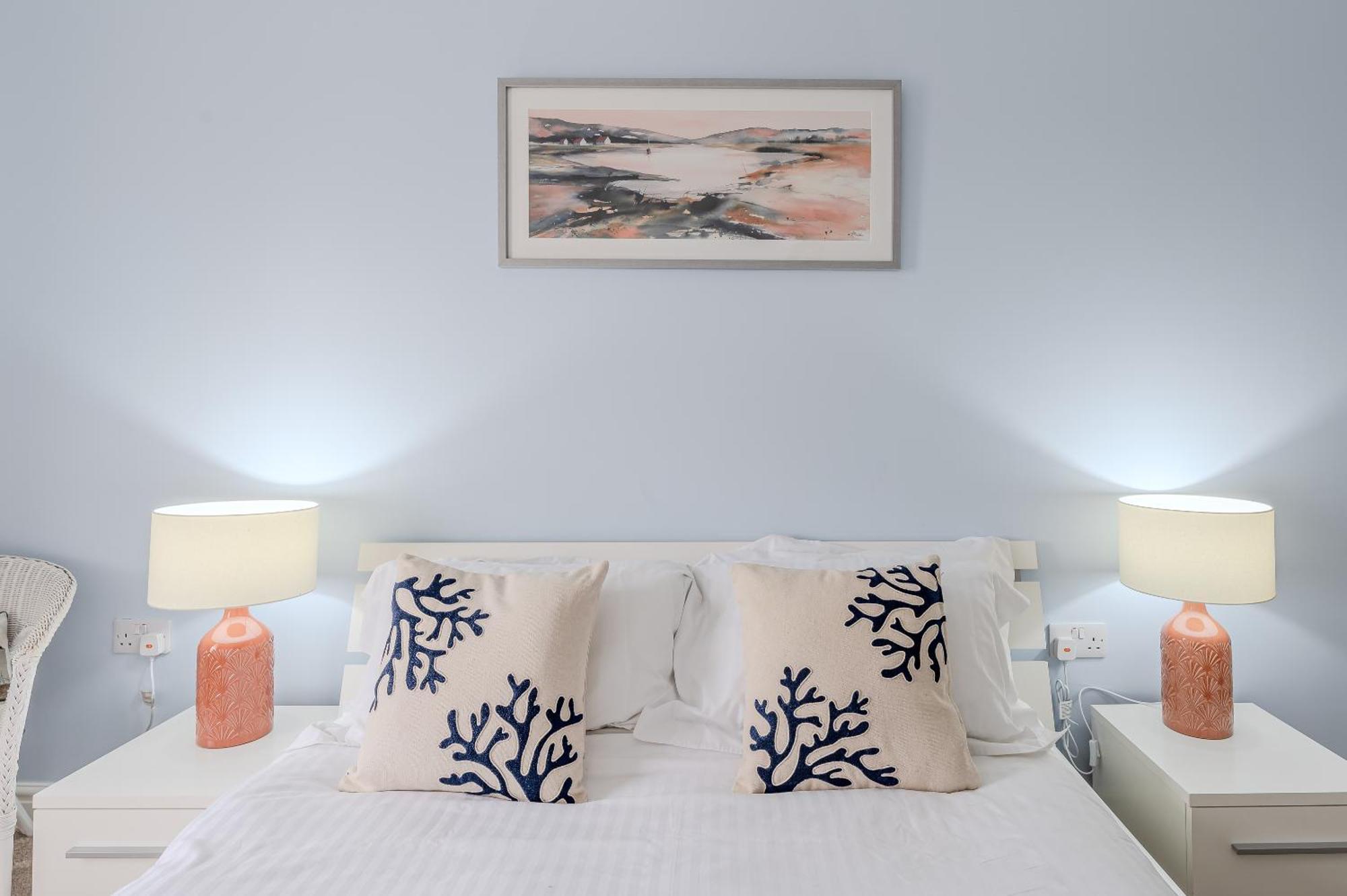 Rosemill - Large Pet Friendly Home With Off Road Parking Уитби Экстерьер фото